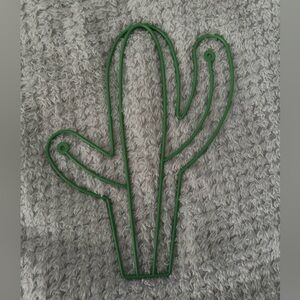 Cactus picture holder